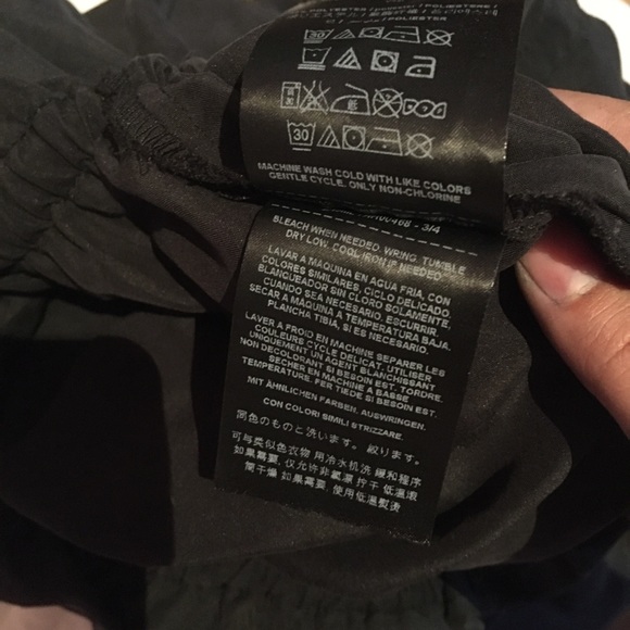 Guess Street Chic Jumpsuit 🖤 - Picture 10 of 11